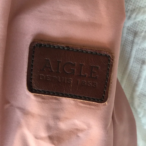 Aigle trench coat. - Picture 4 of 9